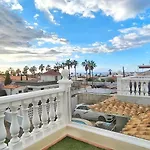 Hei Hei And Pua - Heated Pool, Priv Parking, Fibre Net, فيلة بالم مار