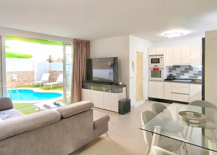 Hei Hei And Pua - Heated Pool, Priv Parking, Fibre Net, Villa
