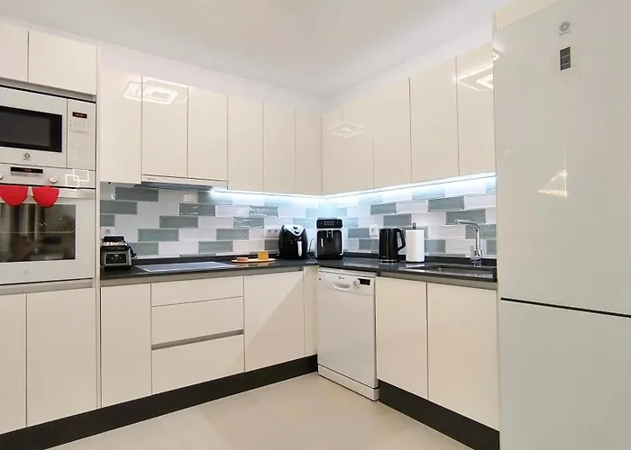 Villa Hei Hei And Pua - Heated Pool, Priv Parking, Fibre Net, *