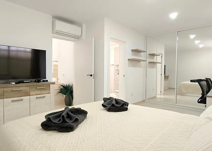 Hei Hei And Pua - Heated Pool, Priv Parking, Fibre Net, Villa *