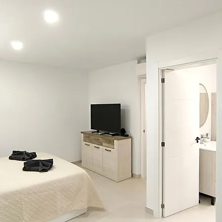 Hei Hei And Pua - Heated Pool, Priv Parking, Fibre Net, Villa Palm-mar